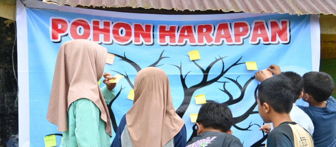 Hibur Murid SD Kabupaten Langkat, Mendikdasmen Pastikan Revitalisasi Satuan Pendidikan untuk Gedung Sekolah Terdampak Bencana